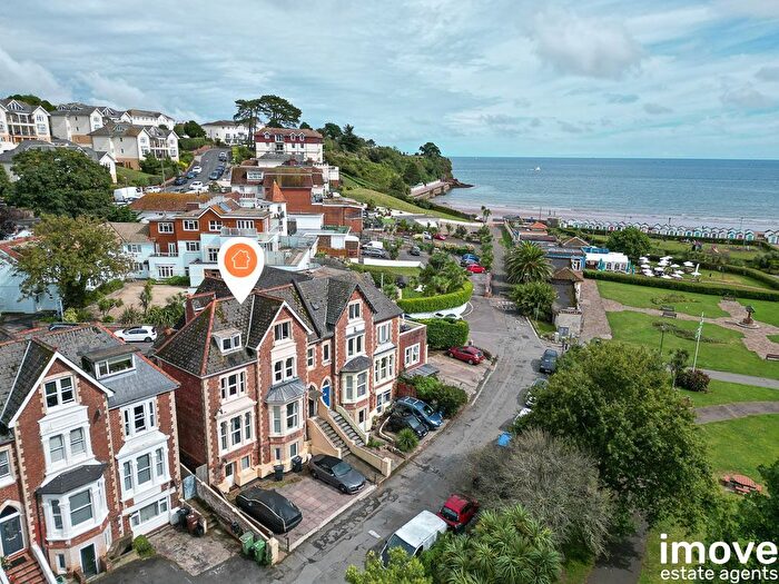 2 Bedroom Flat To Rent In Youngs Park Road, Paignton, TQ4
