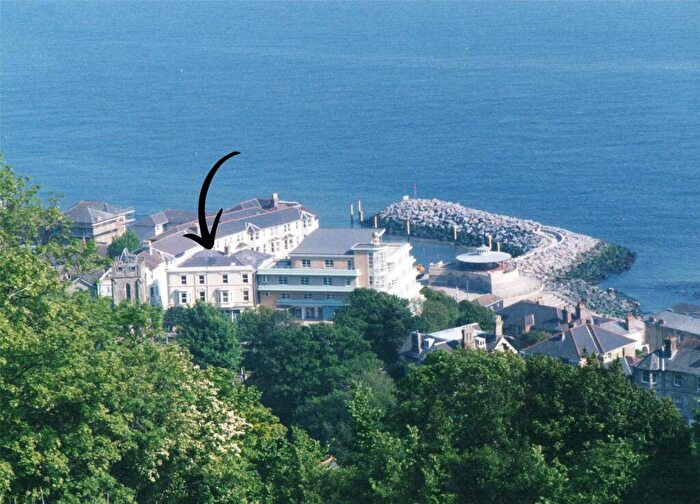 1 Bedroom Apartment For Sale In Church Street, Ventnor, Isle Of Wight, PO38