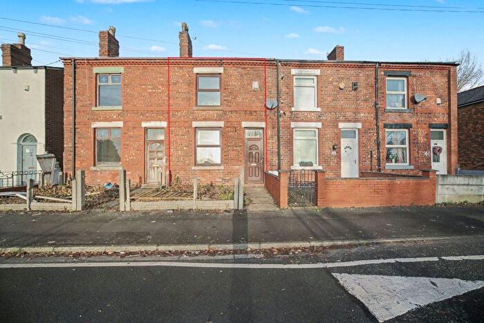 2 Bedroom End Of Terrace House For Sale In Victoria Road Platt Bridge, Wigan, Lancashire, WN2