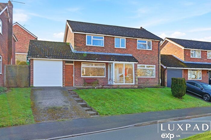 4 Bedroom Detached House For Sale In Buckenham Road, Hadleigh, IP7
