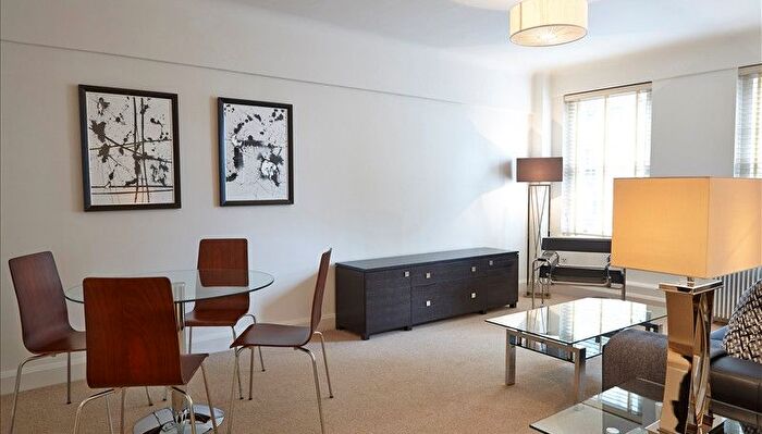 2 Bedroom Flat To Rent In Fulham Road, South Kensington, SW3