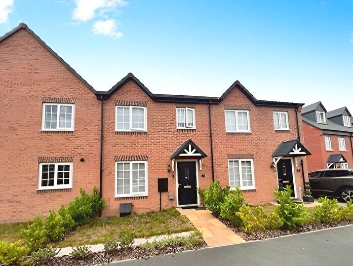 3 Bedroom Terraced House To Rent In Riverside Lane, Doncaster, South Yorkshire, DN2