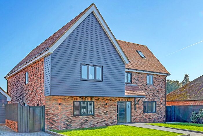 6 Bedroom Property For Sale In Chapel Court, Sheering, CM22