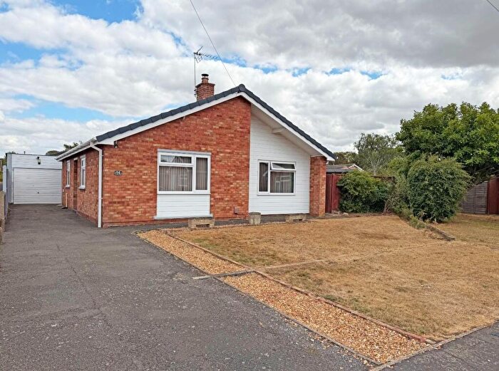 3 Bedroom Detached Bungalow For Sale In St Marys Drive, Orton Waterville, Peterborough, PE2