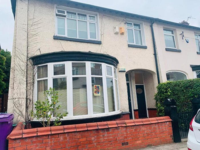 2 Bedroom Apartment To Rent In Mayville Road, Liverpool, L18