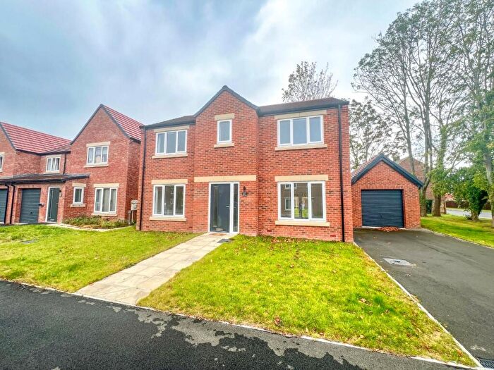 4 Bedroom Detached House To Rent In Hartley Gardens, Gilesgate, Durham, DH1