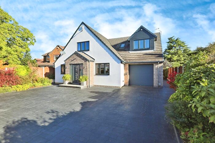 6 Bedroom Detached House For Sale In Common Road, Thorpe Salvin, Worksop, South Yorkshire, S80