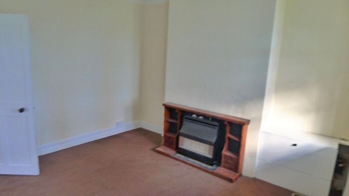2 Bedroom Terraced House To Rent In East Street, Newton Abbot, TQ12