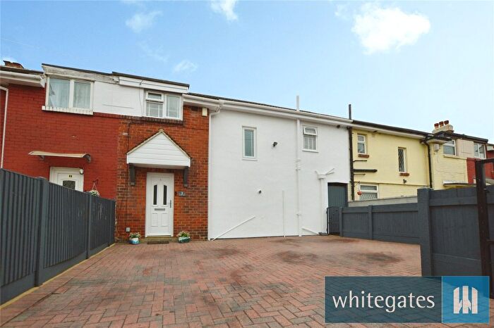 3 Bedroom Terraced House For Sale In Throstle Walk, Leeds, West Yorkshire, LS10