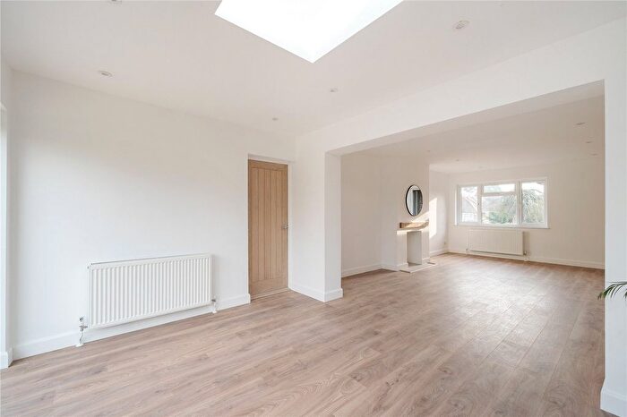 3 Bedroom Bungalow For Sale In Commonfields, West End, Woking, Surrey, GU24