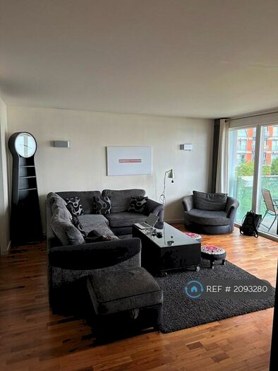2 Bedroom Flat To Rent In New Providence Wharf, London, E14