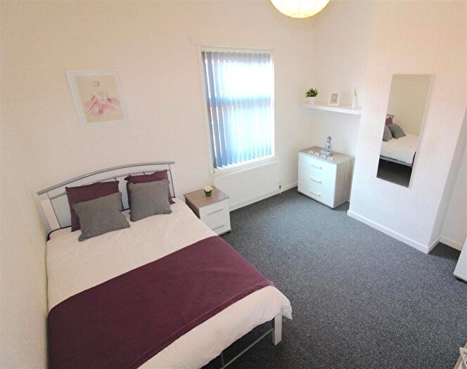 3 Bedroom Terraced House For Sale In Swan Lane, Stoke, CV2