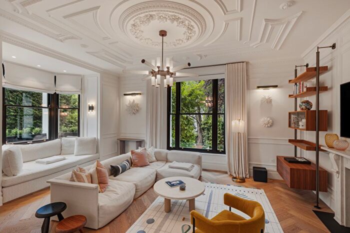 2 Bedroom Flat For Sale In Westbourne Gardens, Notting Hill, London, United Kingdom, Notting Hill, W2