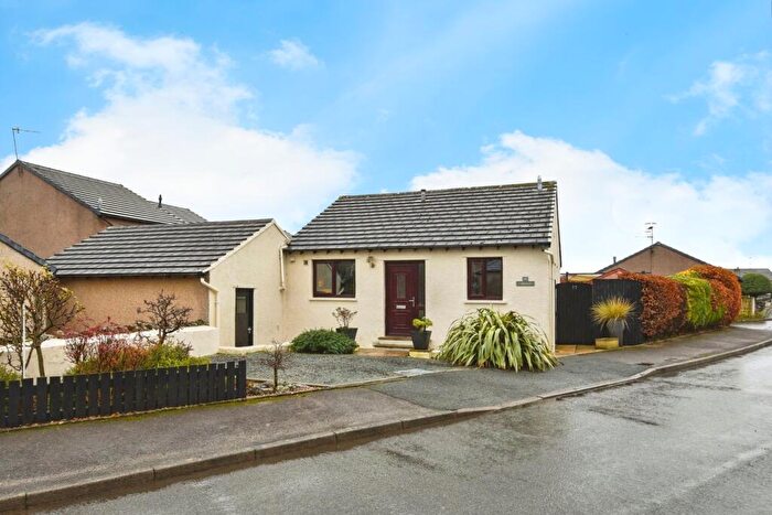 2 Bedroom Detached Bungalow For Sale In Collinfield, Kendal, LA9