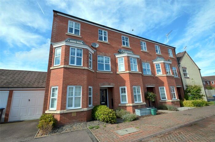 4 Bedroom House To Rent In St Peters Way, Stratford Upon Avon, CV37