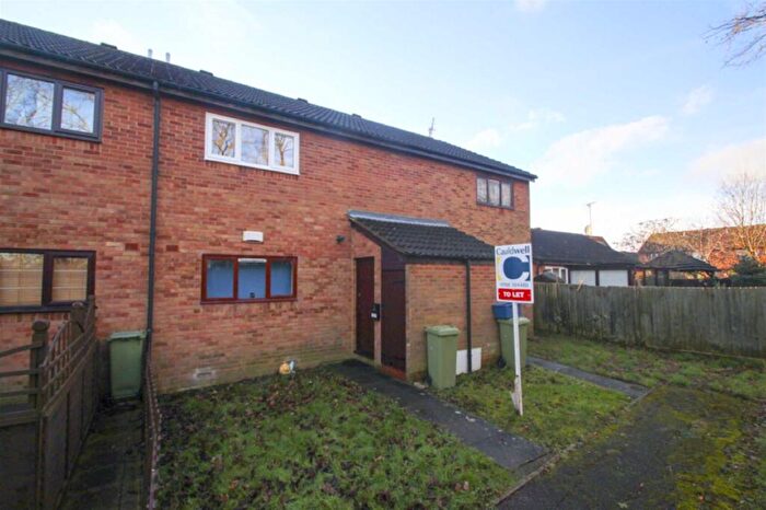 1 Bedroom Apartment To Rent In Haldene, Two Mile Ash, MK8