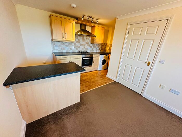 2 Bedroom Flat To Rent In Wimborne Road, Bournemouth, BH9