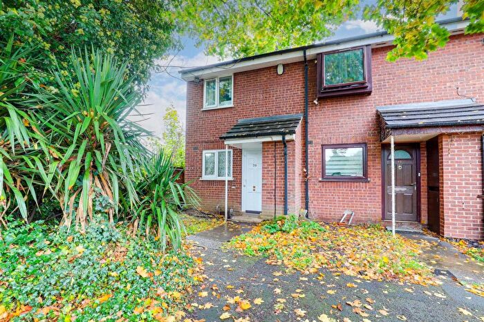 2 Bedroom End Of Terrace House For Sale In Mickledon Close, Nottingham, NG2