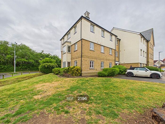 2 Bedroom Flat To Rent In Weetmans Drive, Colchester, CO4