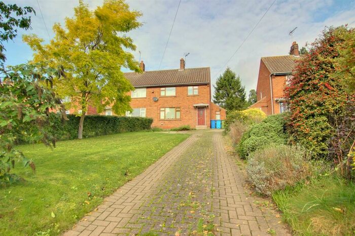 3 Bedroom Semi-Detached House For Sale In Main Street, Etton, Beverley, HU17
