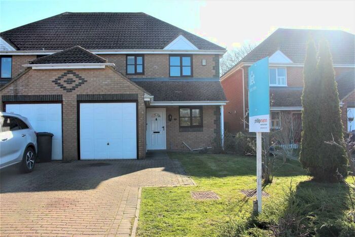 3 Bedroom Semi-Detached House To Rent In Polegate, BN26