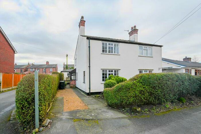 2 Bedroom Semi-Detached House For Sale In Ring O Bells Lane, Lathom, L40