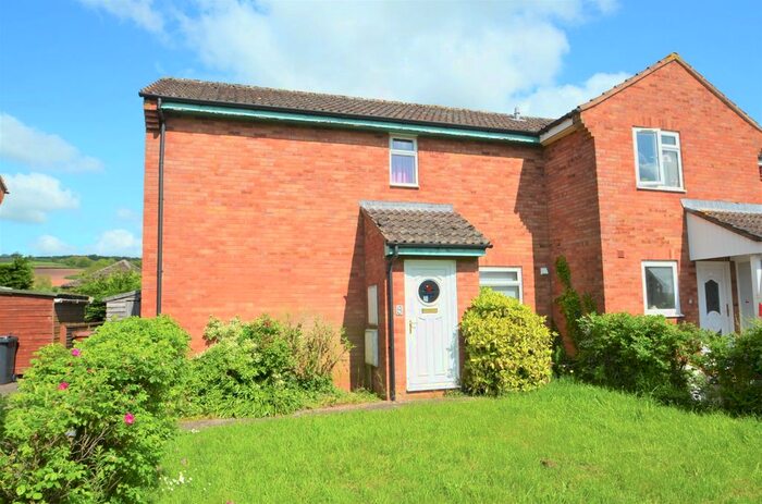 2 Bedroom Semi-Detached House For Sale In Kensham Close, Bradninch, Exeter, Devon, EX5