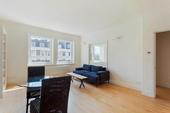 1 Bedroom Flat To Rent In Penywern Road, London, SW5