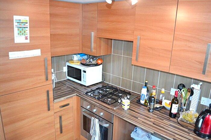 2 Bedroom Flat To Rent In Devonshire Street South, Grove Village, Manchester, M13