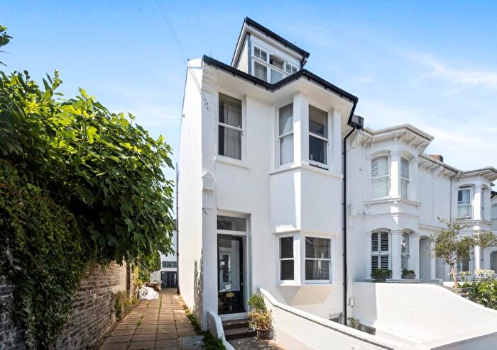 2 Bedroom Apartment For Sale In Port Hall Street, Brighton, East Sussex, BN1
