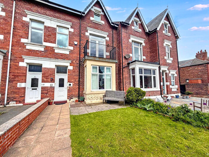 4 Bedroom Maisonette For Sale In Edwards Road, Whitley Bay, Tyne And Wear, NE26