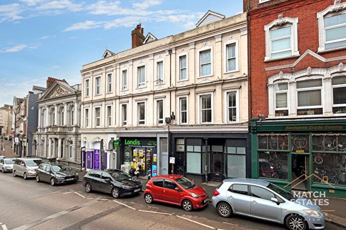 1 Bedroom Flat For Sale In Grace Hill, Folkestone, Kent, CT20