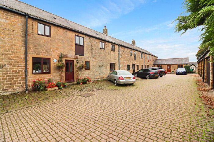 4 Bedroom Farm House For Sale In Home Farm Court, Wortley, S35