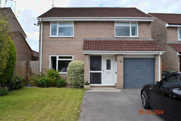 4 Bedroom Detached House To Rent In Greenhayes, Cheddar, BS27