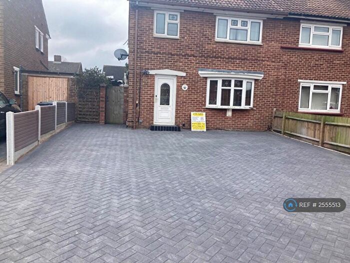 3 Bedroom Semi-Detached House To Rent In Dene Holm Road, Northfleet, Gravesend, DA11