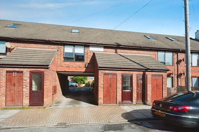 2 Bedroom Parking For Sale In Grayshott Road, Southsea, Hampshire, PO4