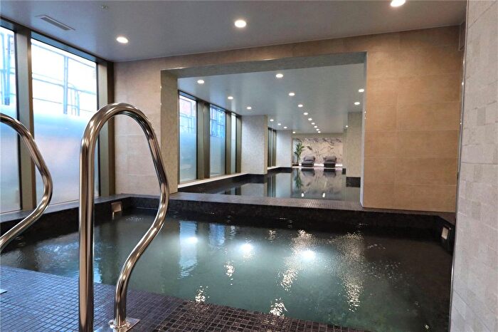 2 Bedroom Flat To Rent In Hulme Street, Salford, Greater Manchester, M5