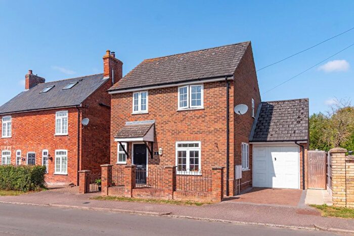 3 Bedroom Detached House For Sale In Peddars Lane, Stanbridge, Leighton Buzzard, LU7