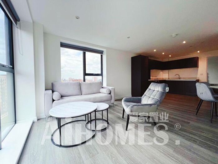 2 Bedroom Apartment For Sale In Woden Street, Salford, M5