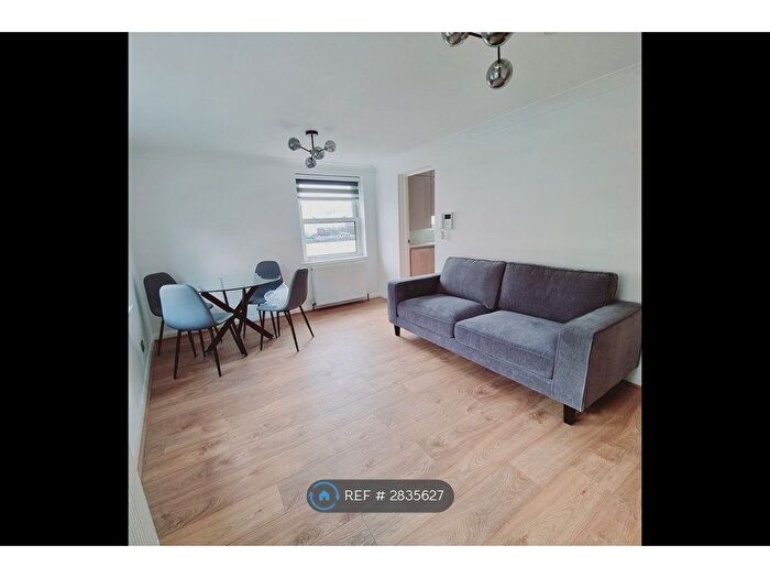 2 Bedroom Flat To Rent In Finsbury Park, London, N4