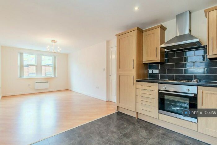 1 Bedroom Flat To Rent In Eagle Court, Conisbrough, DN12