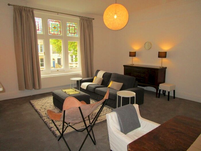 3 Bedroom Flat To Rent In St Johns Road, Clifton, Bristol, BS8