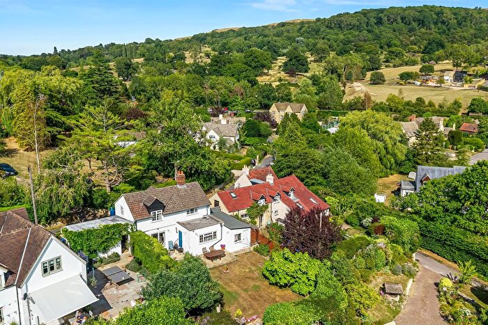 3 Bedroom Cottage For Sale In School Lane, Southam, Cheltenham, GL52