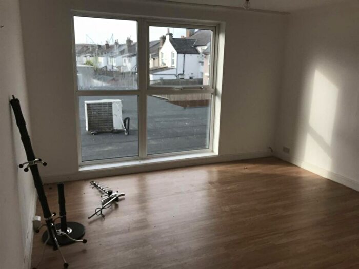 1 Bedroom Flat To Rent In Green Wrythe Lane, Carshalton, SM5