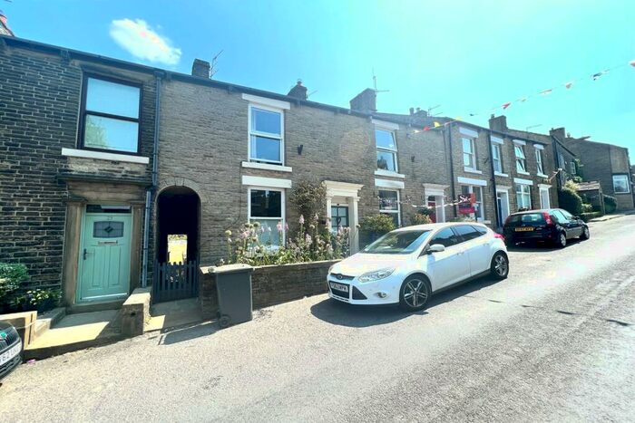 2 Bedroom Terraced House To Rent In Church Street, Hayfield, High Peak, SK22