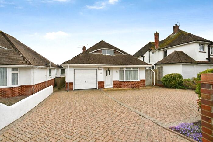 3 Bedroom Bungalow For Sale In Saltdean Drive, Saltdean, Brighton, East Sussex, BN2