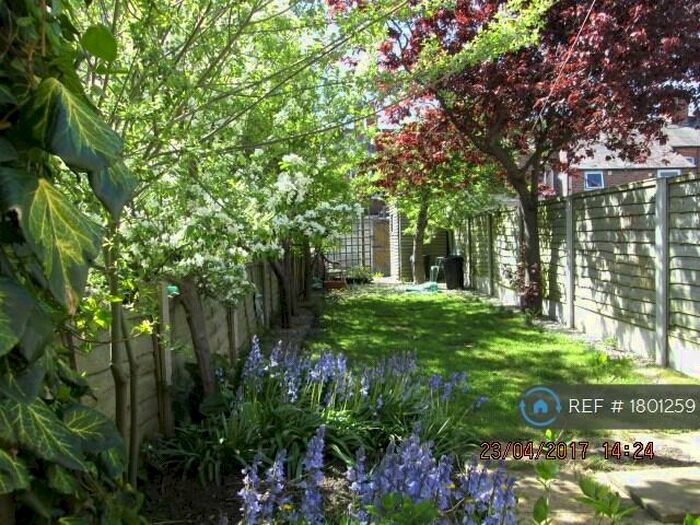 2 Bedroom Terraced House To Rent In Westminster Road, Chester, CH2