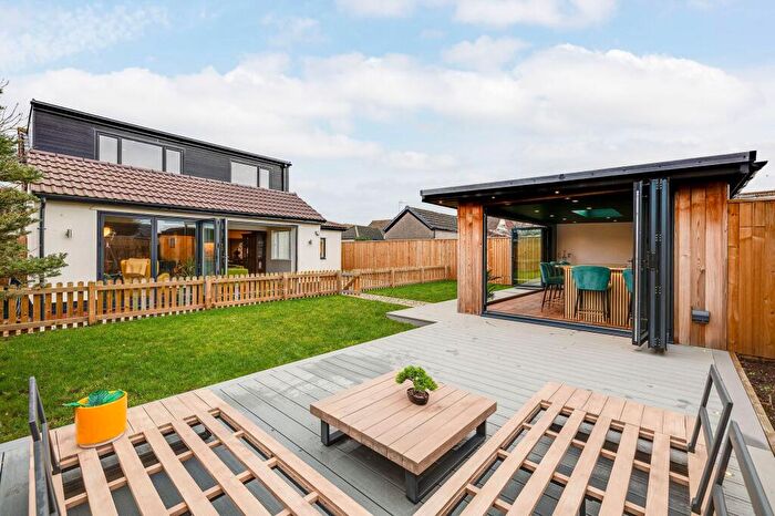 4 Bedroom Detached House For Sale In Flaxmere Drive, Great Boughton, CH3