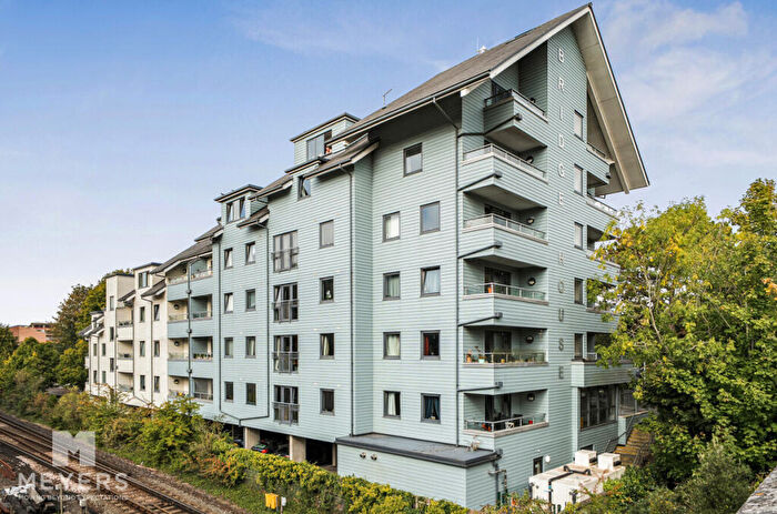 1 Bedroom Apartment For Sale In Bitter End, Dorchester, DT1