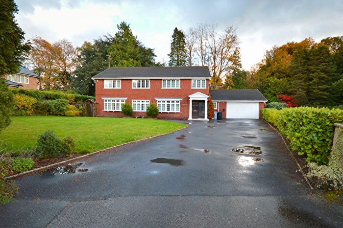 6 Bedroom Detached House For Sale In Bonville Chase, Altrincham, WA14